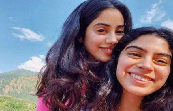 Jhanvi Kapoor Khushi Kapoor