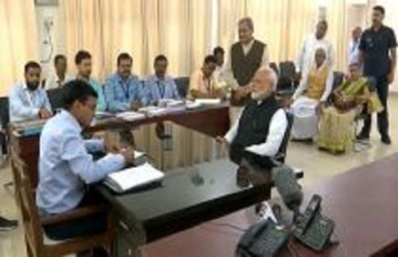 PM Narendra Modi and proposer