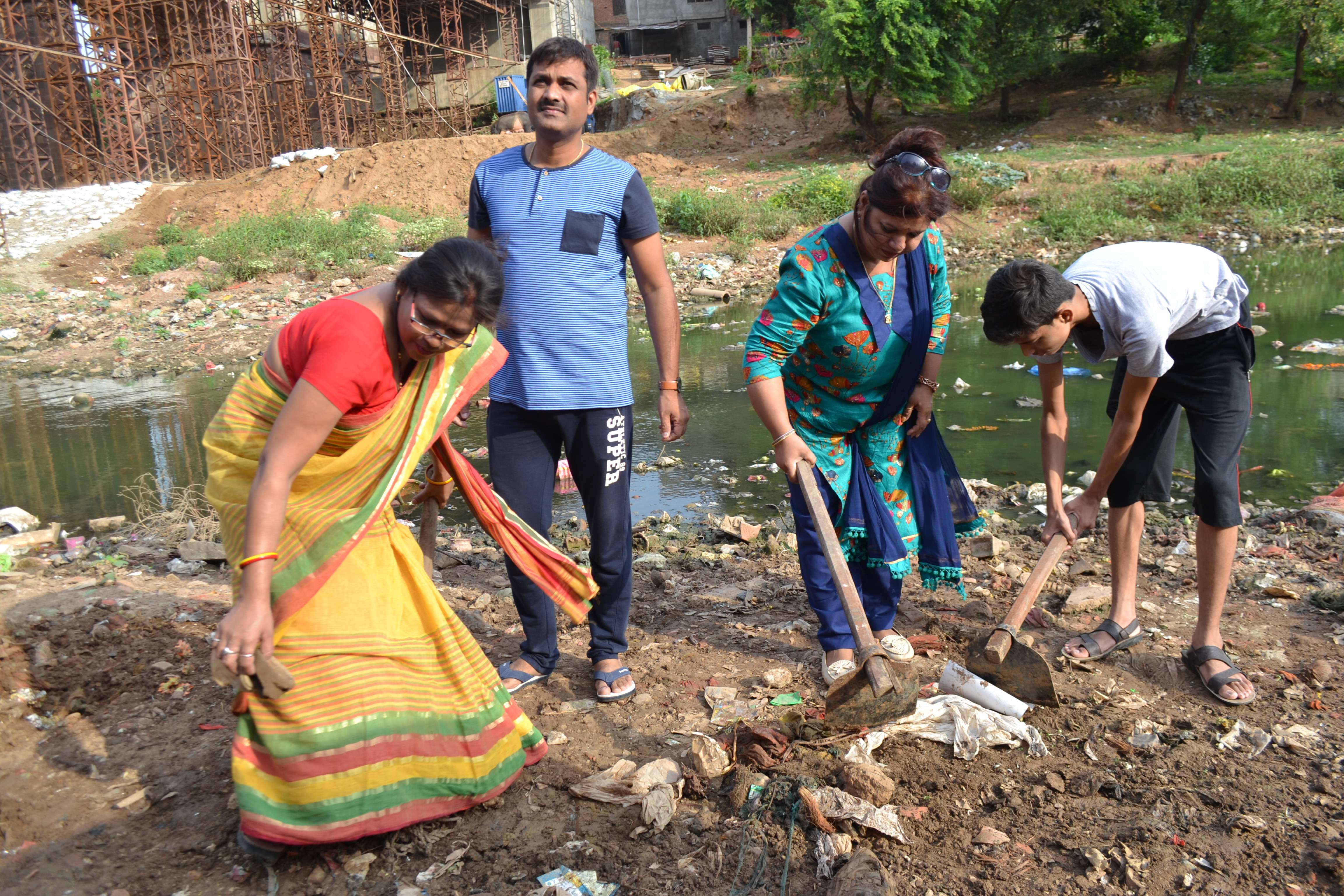 Trash removed from Mohan Ghat