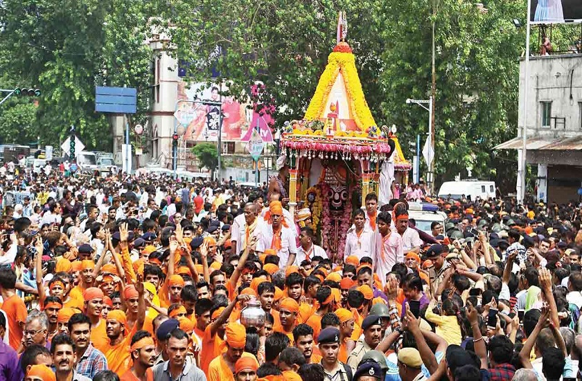 Gujarat Muslims gift silver chariot to Ahmadabad jagannath temple