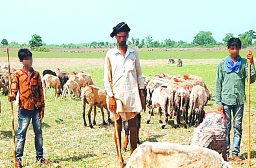 सनसनीखेज खुलासा: राजस्थान में यहां पेट पालने के लिए मां-बाप 30 हजार में गिरवी रख देते हैं अपने बच्चे