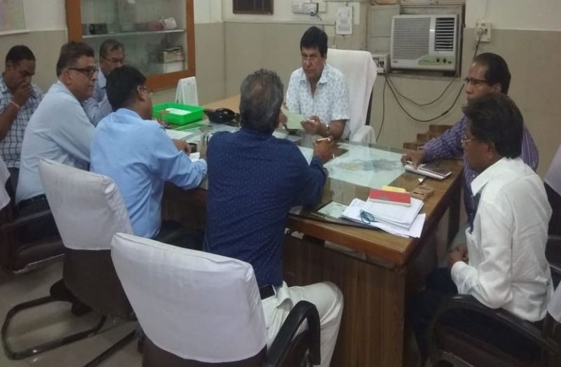 AVVNL suspend Engineer who did not receive calls of costumer