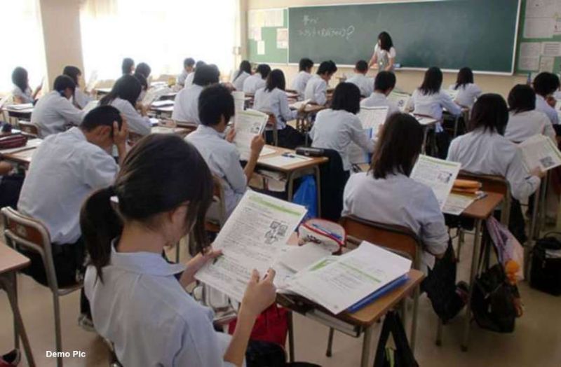 students will be teach in English medium in mahatma gandhi school