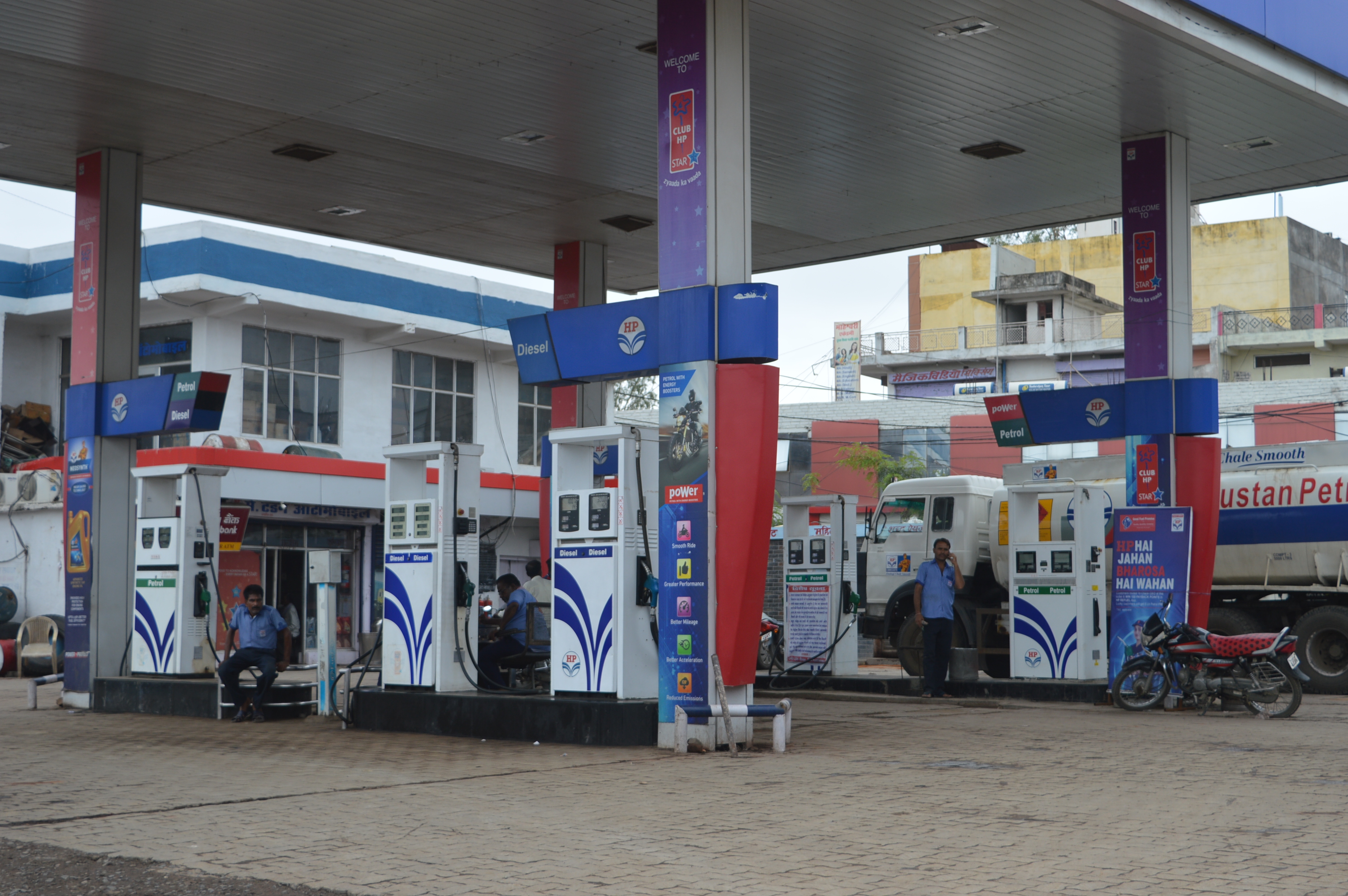Petrol - Diesel's double quadruple of consumers per five liters of die