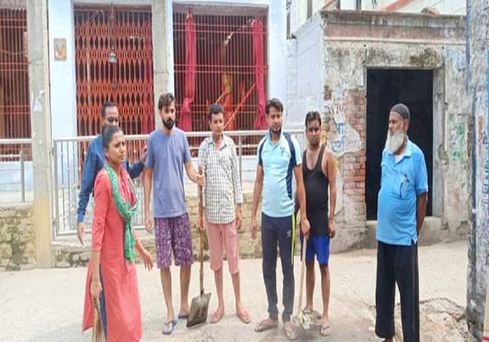 Muslims run the cleanliness drive near temple, Hindus said - thank you