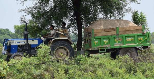 View of the illegal gravel transport from Dhadle