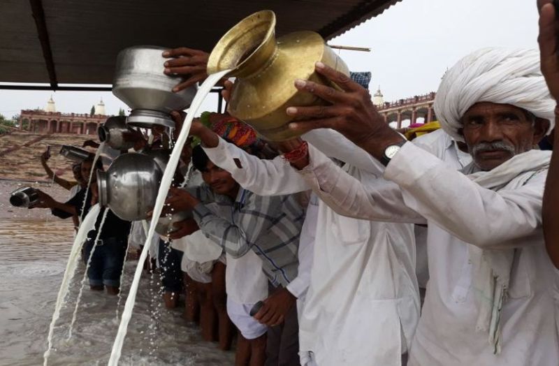 Abhishek of Pushkar Sarovar