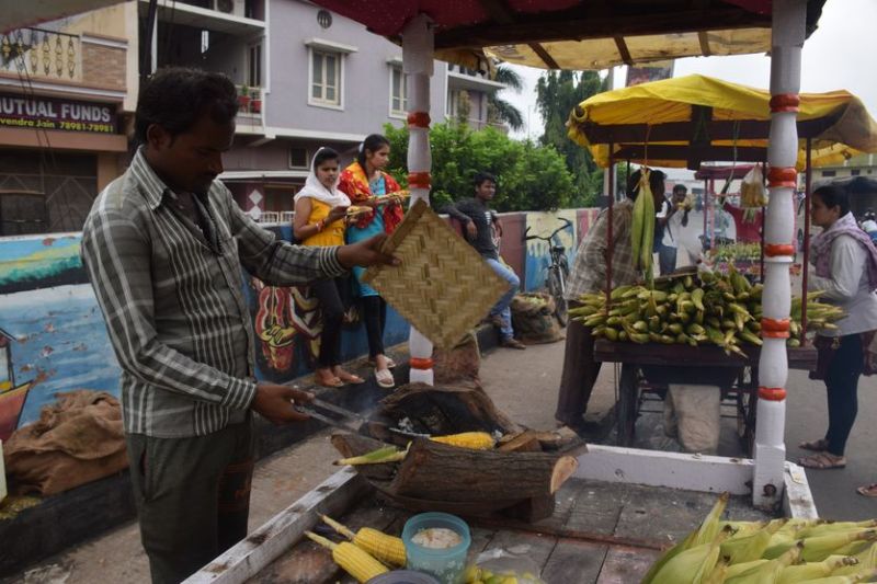 mansoon food, corn news, healthy corn muffins in hindi, eating healthy food, tasty food, sweet corn benefits