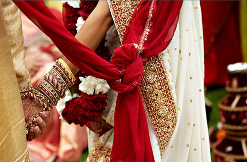 Police stop minor girl's marriage