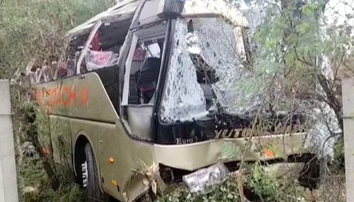 Bus accident in Pakistan