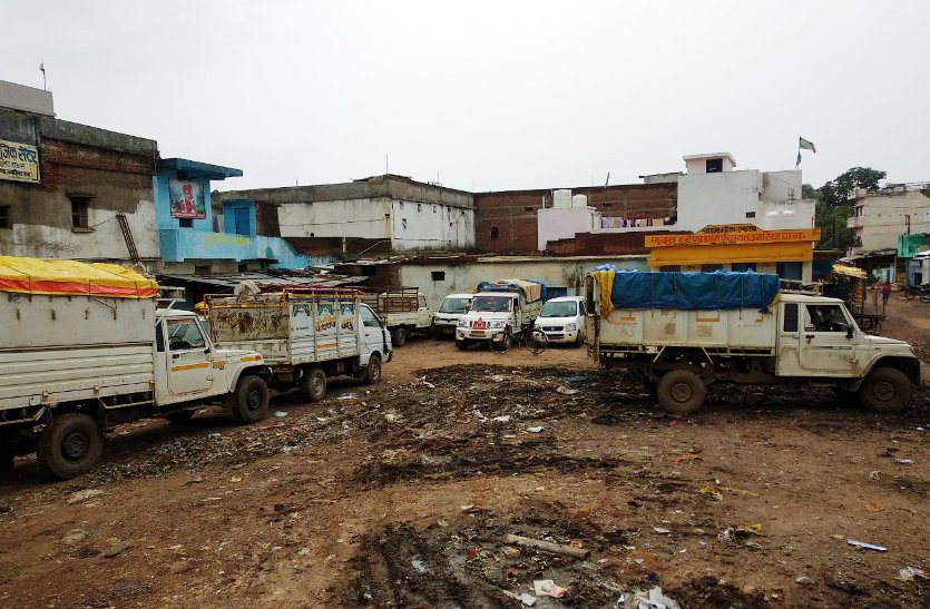 Encroachment in the bus stand Umariapan