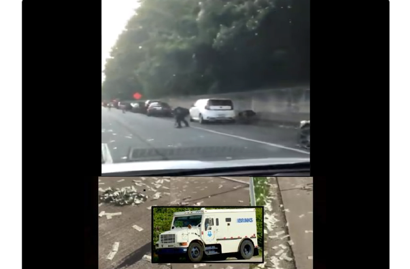 VIDEO: हाइवे पर अचानक होने लगी नोटों की बारिश, देखें फिर कैसे मची लूट