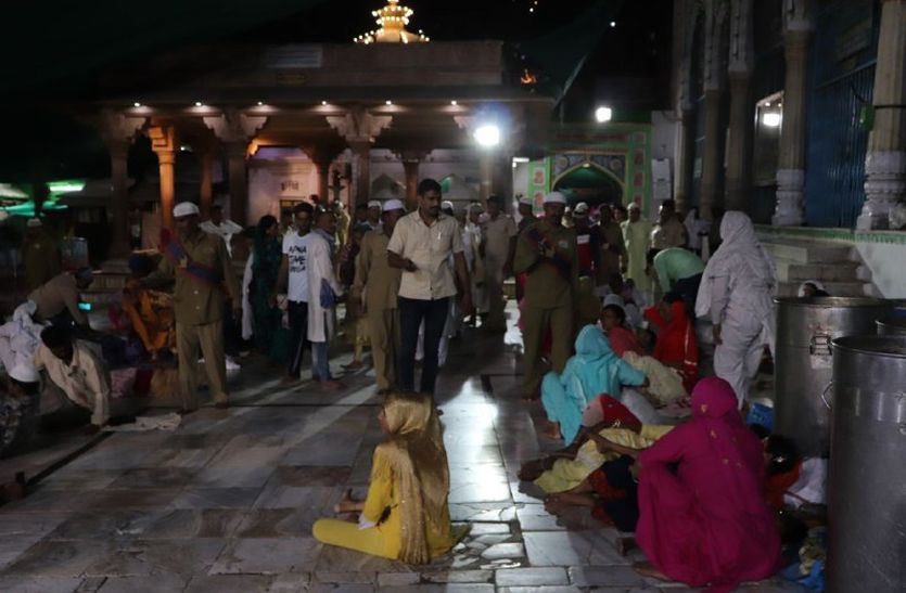 Ban on Visitors to Stay and Sleep in Ajmer Dargah