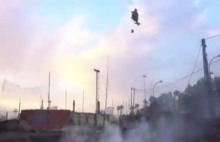 VIDEO: इटली के जंगलों में लगी भीषण आग, हेलीकॉप्टर और प्लेन के जरिए आग बुझाने की कोशिश