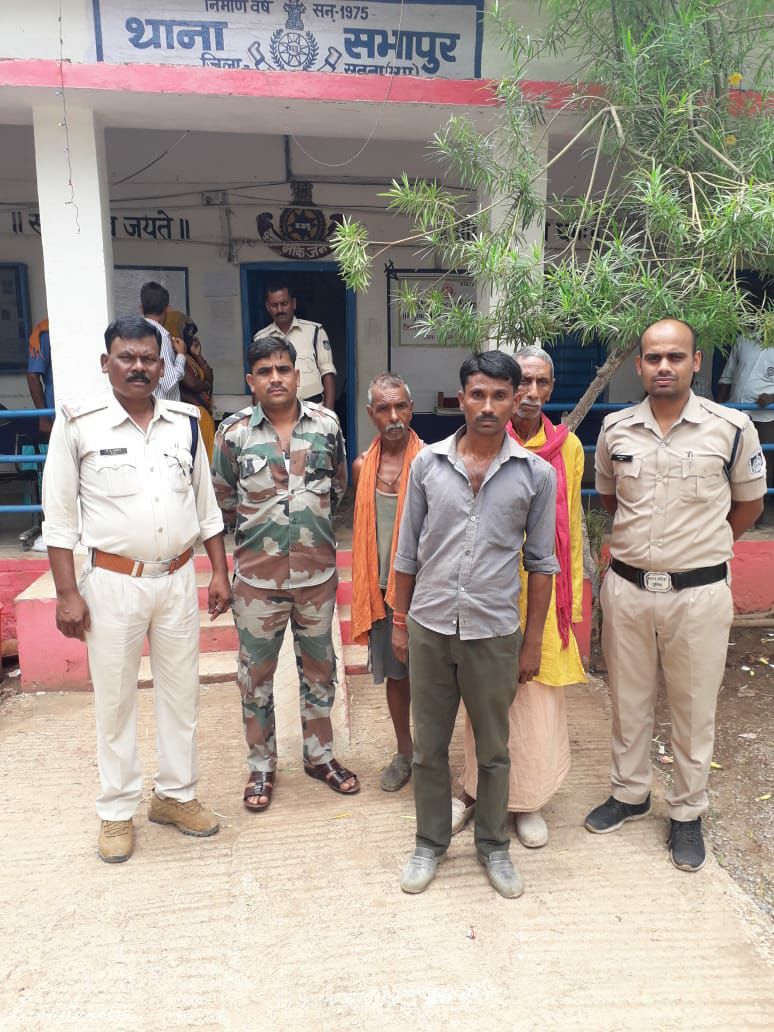 Three arrested for threatening patwari