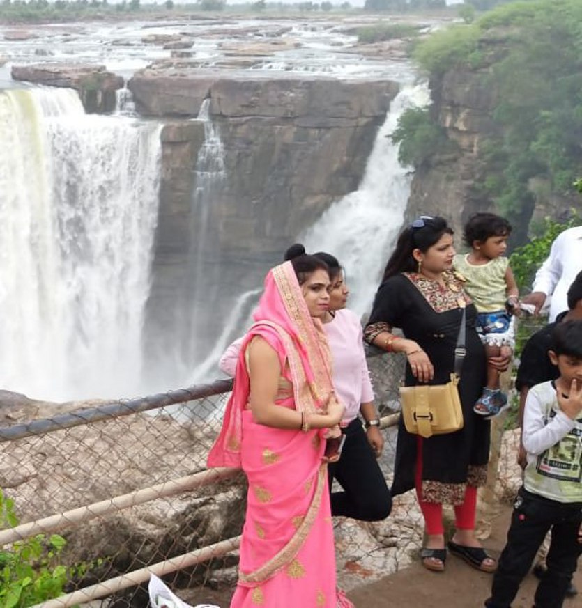 Purwa Falls is a waterfall in Rewa district