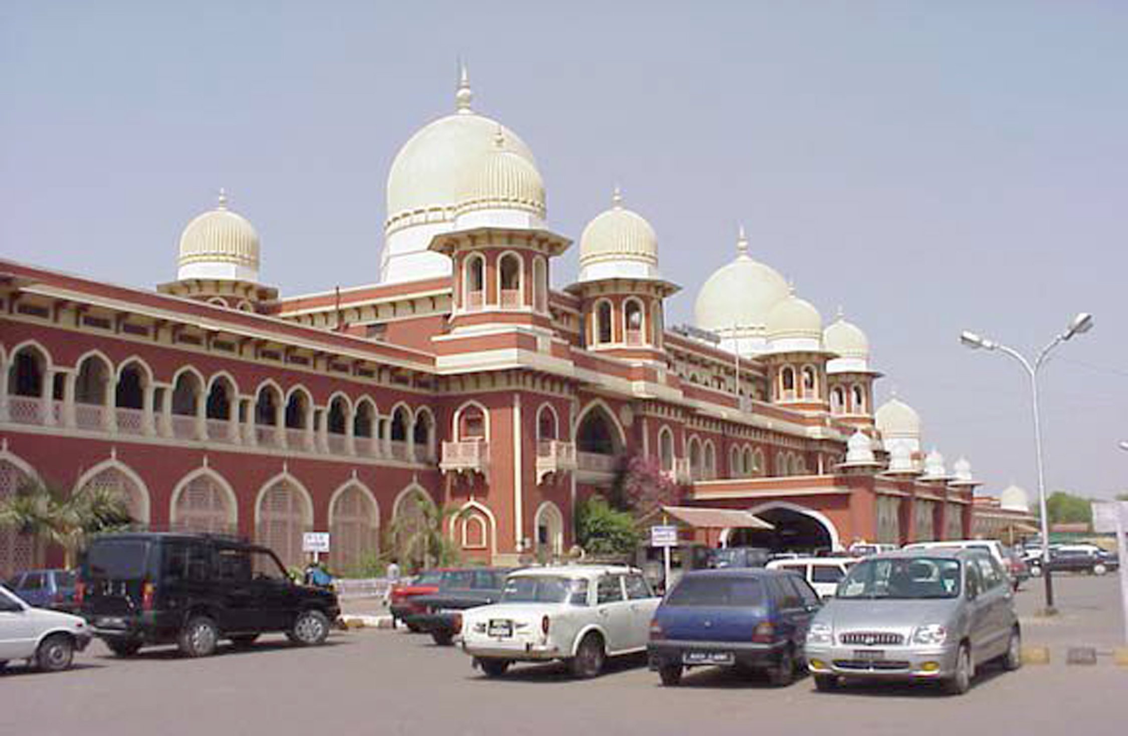 kanpur central