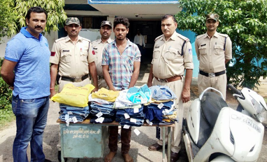 Singrauli police caught the accused of theft