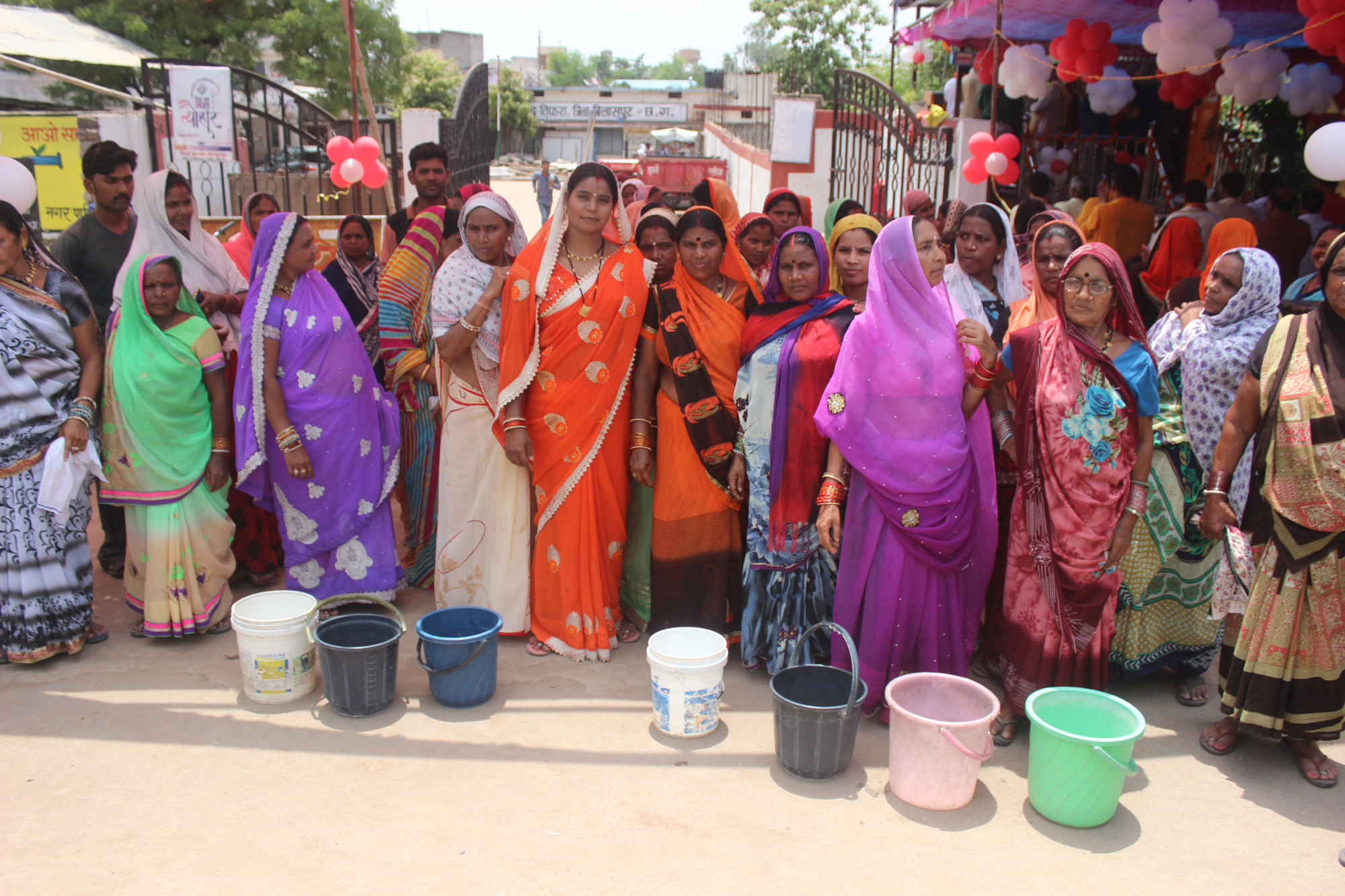 People on the streets for drinking water problem