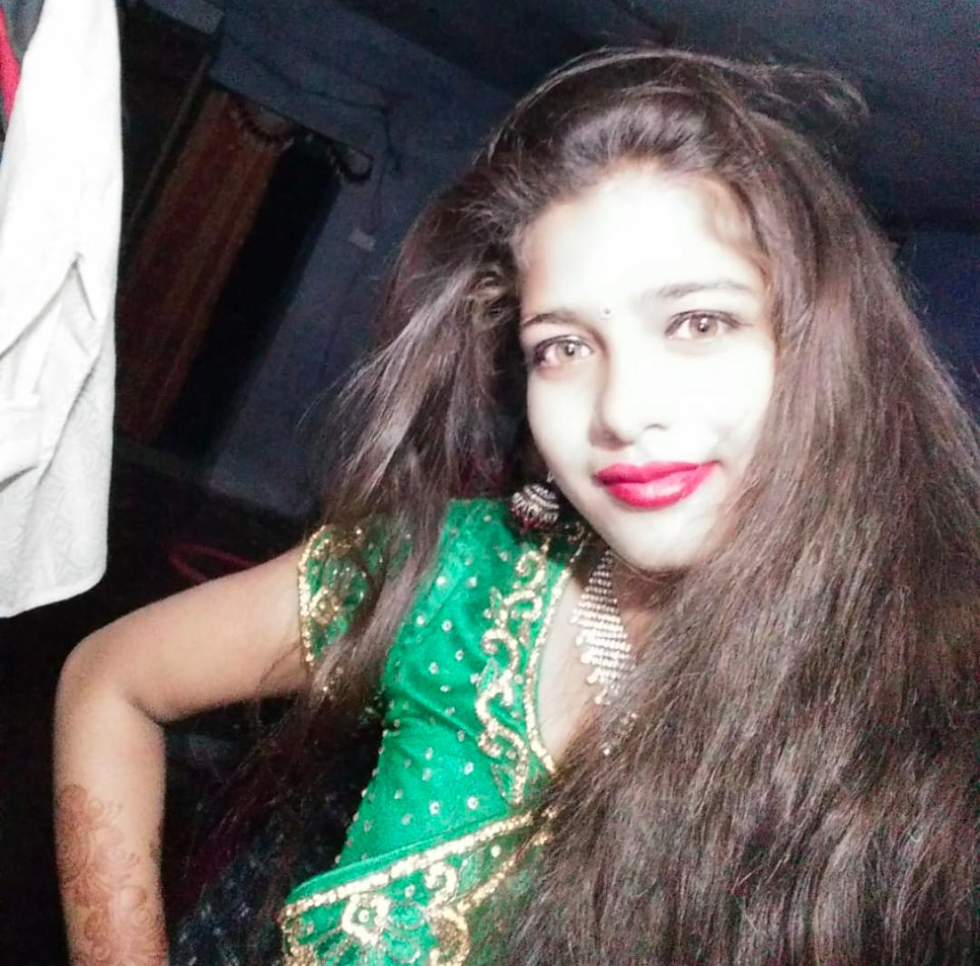 19 Years Old Girl Komal Singh Missing In Tulsi Udyan Ayodhya