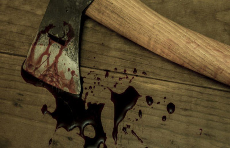 murder with axe