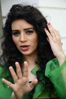 actress sukirti kandpal 