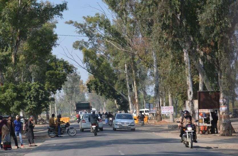 alwar ramgarh road : encroachment on ramgarh road is big problem