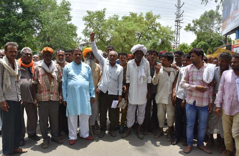 Reorganization of panchayats opposed villagers in bhilwara