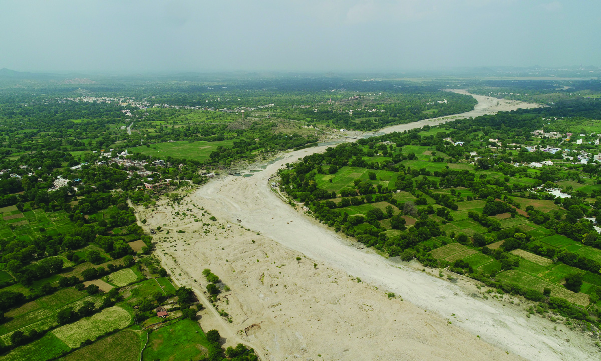 River drained by no rain