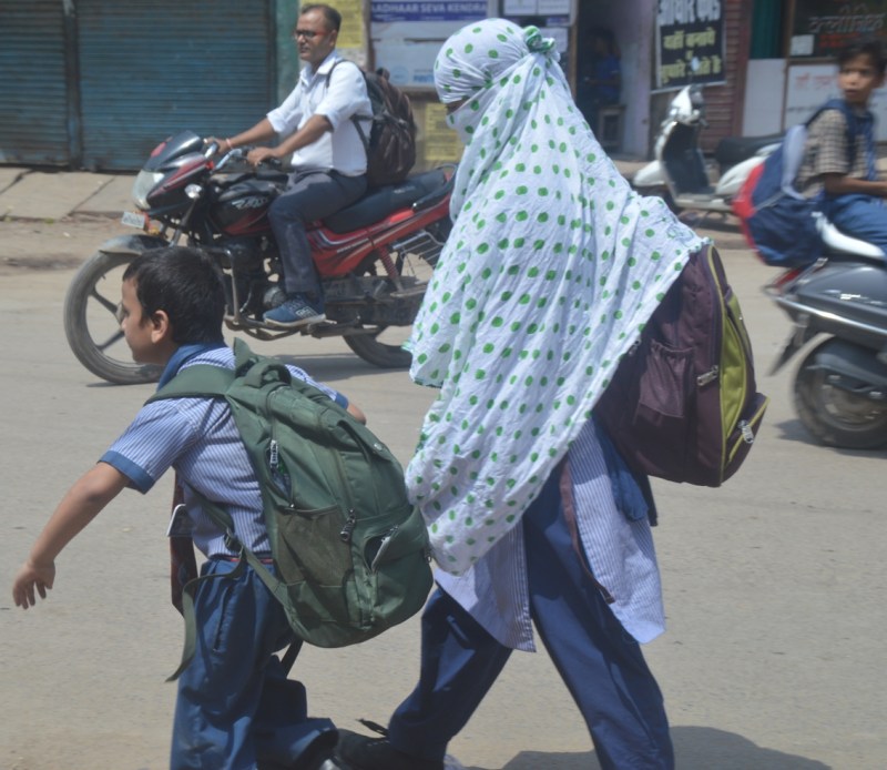 How to lose weight in raising the burden of school bags
