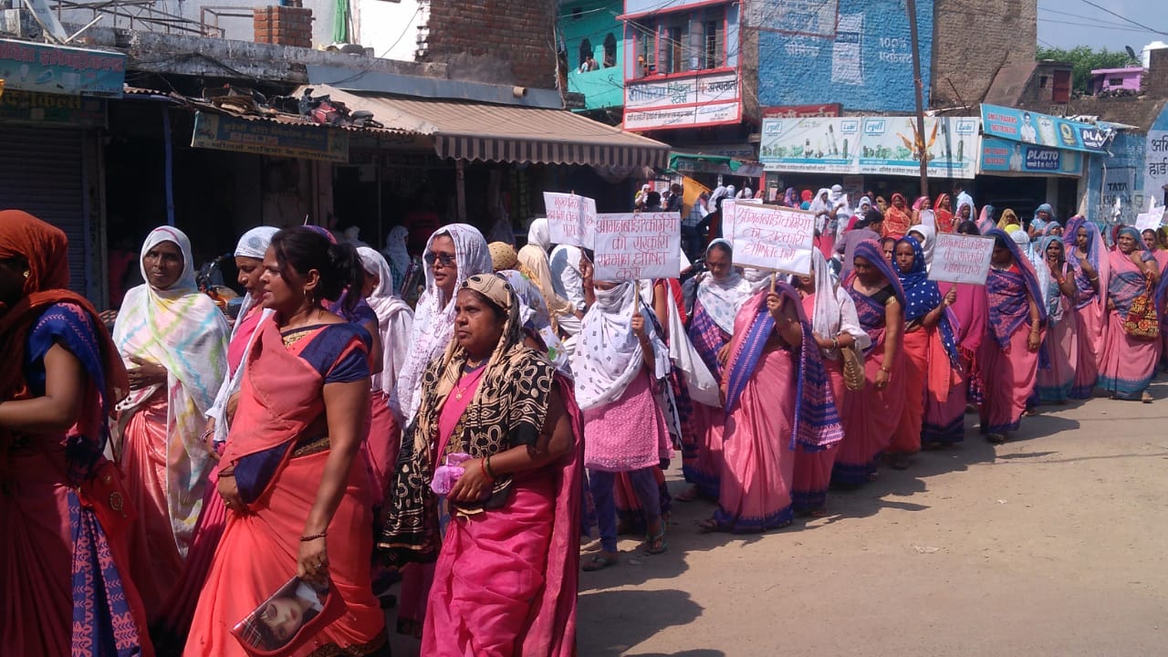 Anganwadi workers took out a rally and handed over memorandum
