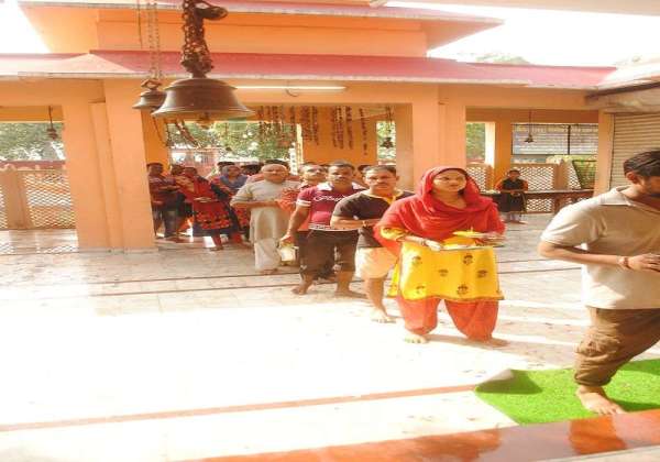 Sawan 2019: huge crowd in shiv Temples on first monday of sawan