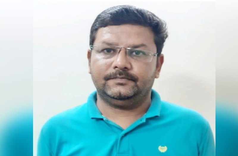 66 Lakhs Fraud On the Name of Job in Medical College : स्पेशल ऑपरेशन ग्रुप (एसओजी) ने मेडिकल कॉलेज में नौकरी और टेंडर दिलवाने के नाम पर करीब 66 लाख रुपए की ठगी के मामले में सीकर से आरोपी डाक्टर को गिरफ्तार कर लिया है।