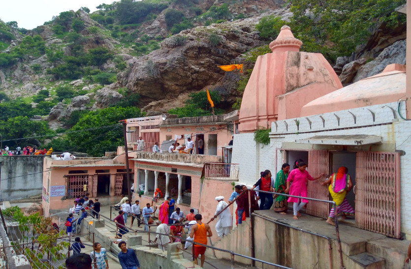 Maleshwer Mahadev Temple