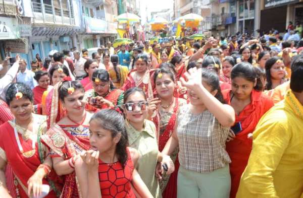 Devi bhagwat Katha shuru
