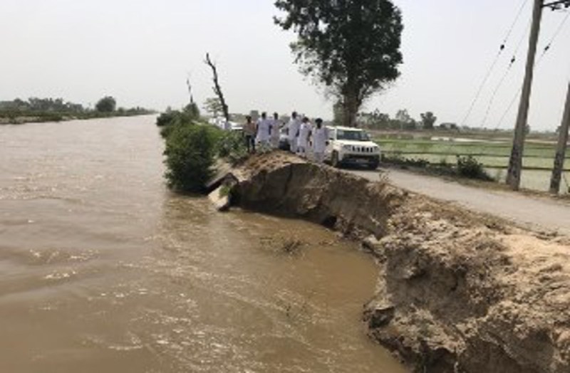 Firozpur feeder canal
