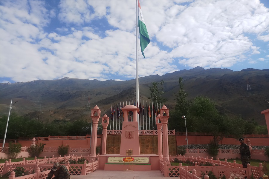 Indian Army strongly standing in Kargil