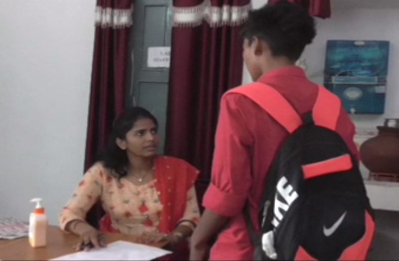 to girl mistakenly understood to boy in college 