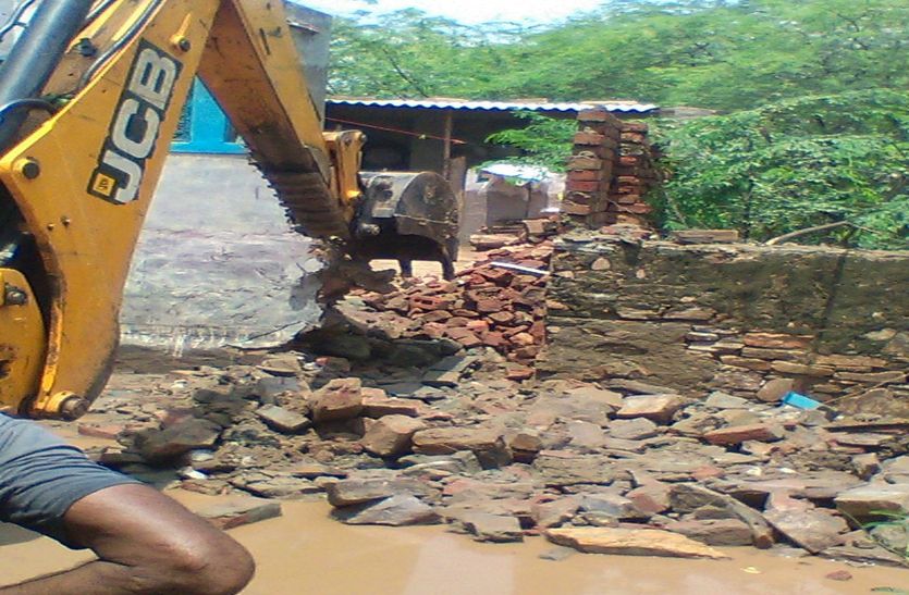 Remove the obstruction after rage of villagers