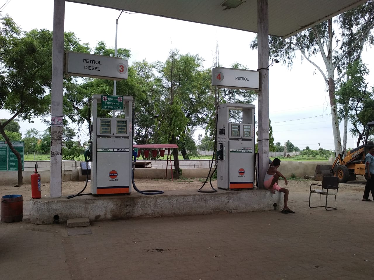 Rules breaking license of petrol pump suspended