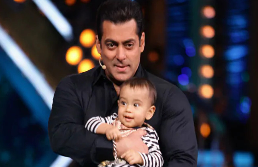 salman khan with nephew ahil