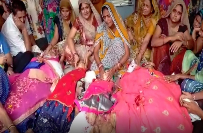 road accident 5 killed in dungarpur