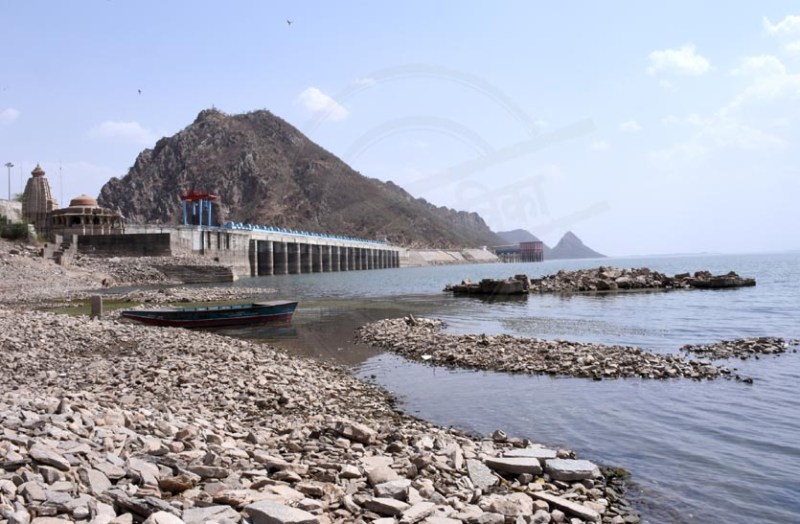 water-in-bisalpur-dam-began-inward