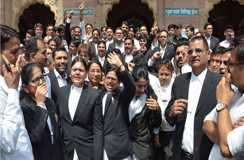 Lawyers strike in Uttar Pradesh
