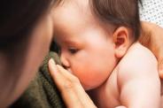 breastfeeding-women-do-not-have-womb-and-breast-cancer-risk