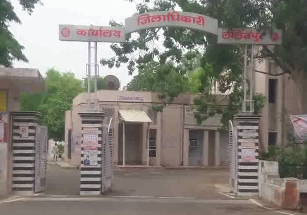 बिना रजिस्ट्रेशन के सप्लाई होता है बिल्डिंग मटेरियल, एक दर्जन से अधिका वाहन जब्त