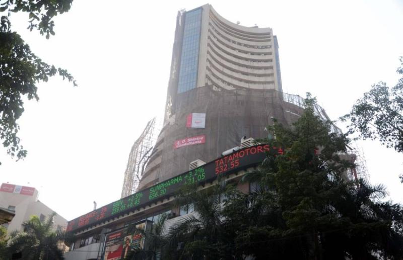 Sensex rises 237 points, Nifty again crosses 12000