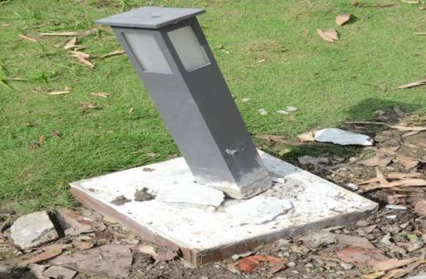 मधुकरशाह पार्क  के लिए जिम्मेदार कौन?