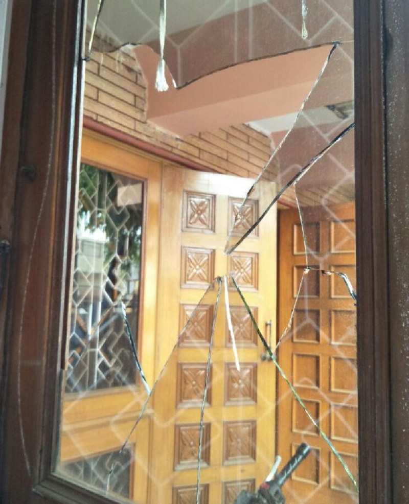 Bundi news, Bundi Rajasthan news,stones,glass,house,Youths