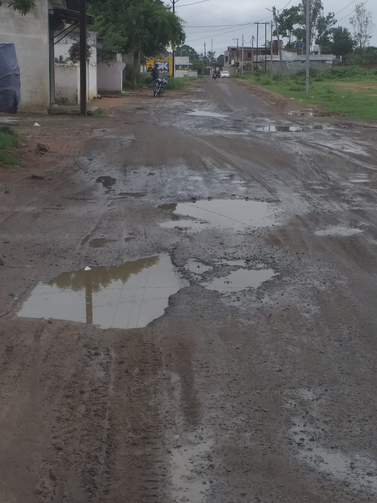 Baiga community forced to pass through muddy roads for fifteen years